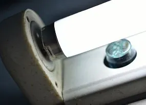 Leuchtstoffröhre an einem Starter